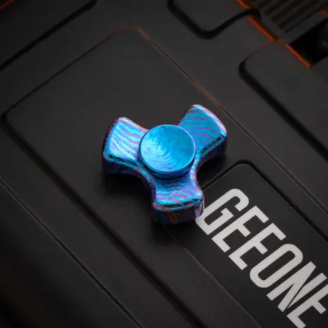Kash EDC — spinner